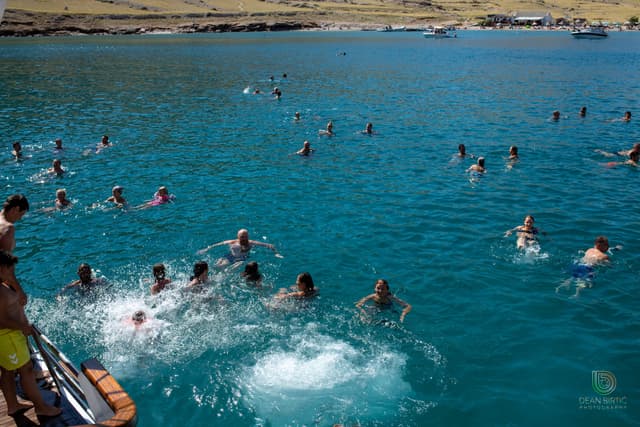 4. Pearl Bay